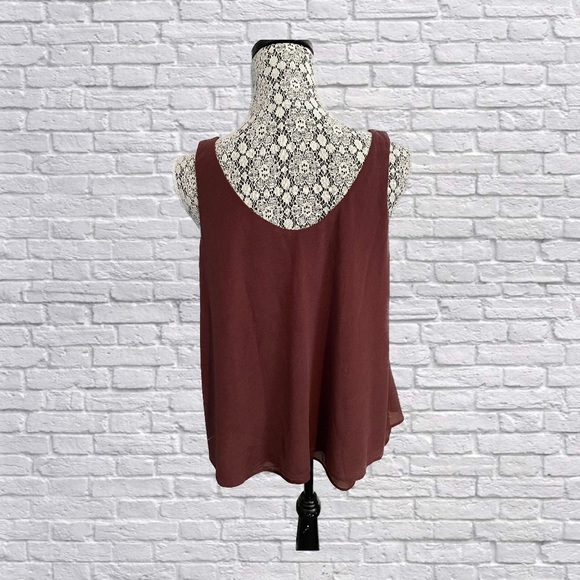 Jennifer Lopez Tank Top - Picture 2 of 6